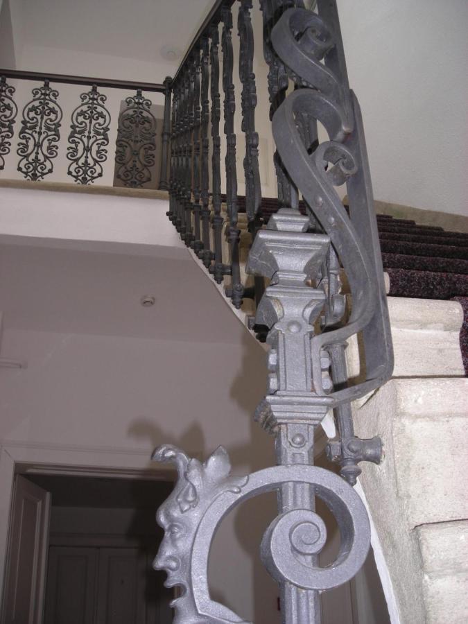 קונטה הורה Vila U Varhanare מראה חיצוני תמונה